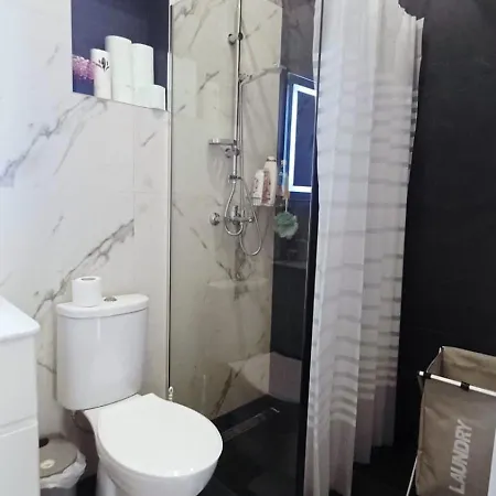 Near Airport Cozy Apartment *