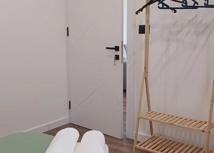 Near Airport Cozy Apartament